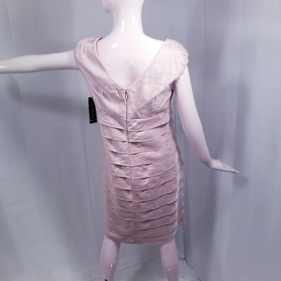 Jessica Howard - Picture 3 of 14